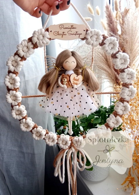Anioł Stróż dla dziewczynki na Pamiątkę Chrztu Świętego