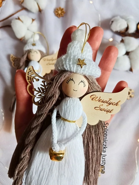 Anioł Wesołych świąt+ dwie bombeczki